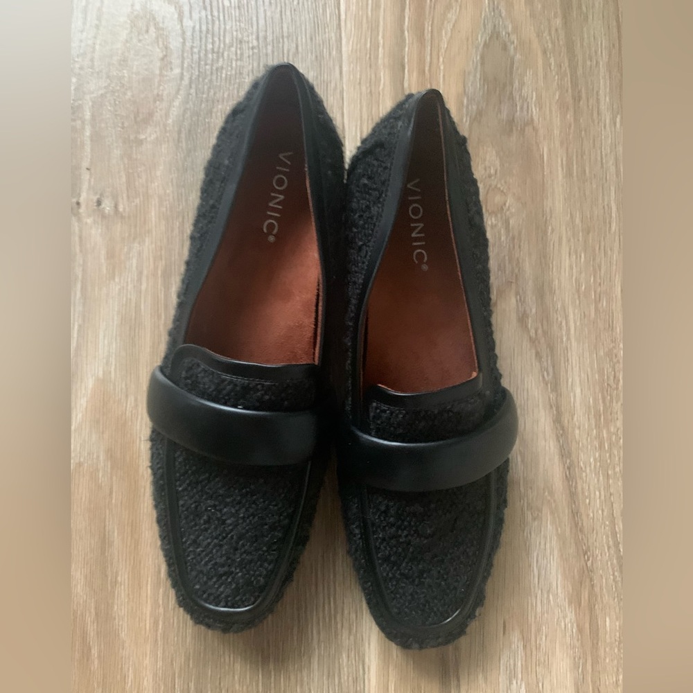 Vionic Mylene Loafers Women’s 9.5 Black Textured Boucle Knit Slip On Casual Flat